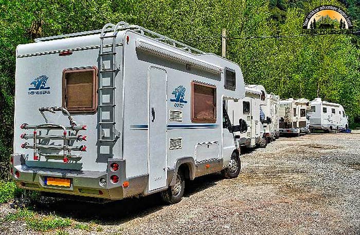 Can You Walk On Top Of A Camper?