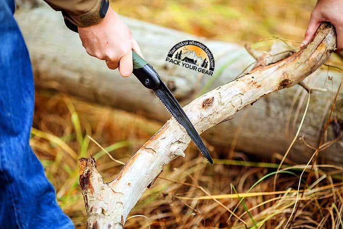 How Does Folding Saw Help In Camping?